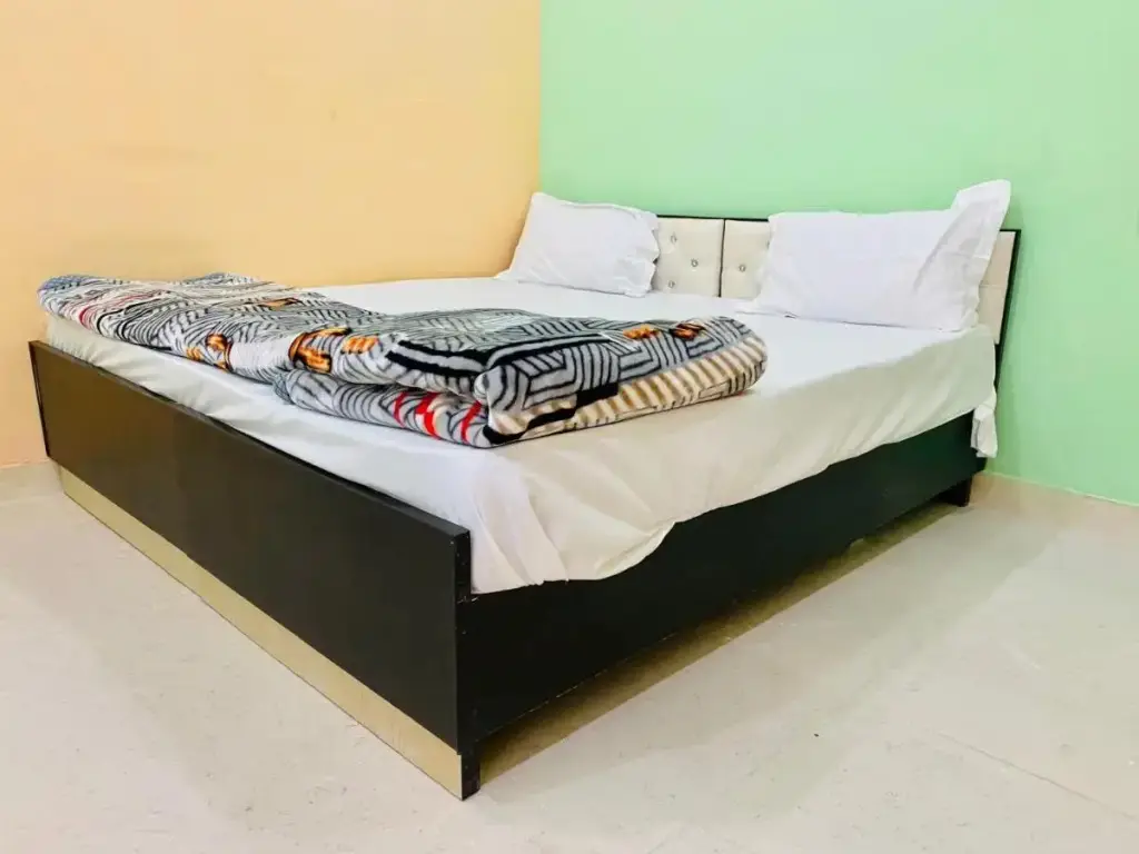 Ревари: OYO 700531 Friends Hotel