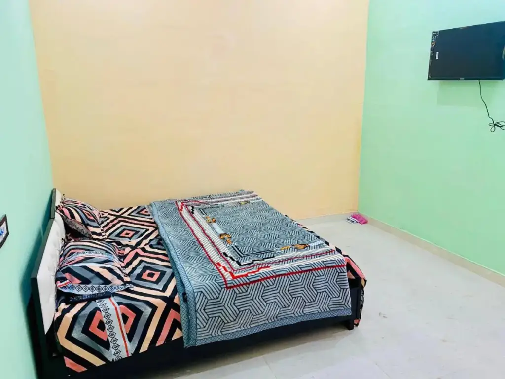Ревари: OYO 700531 Friends Hotel
