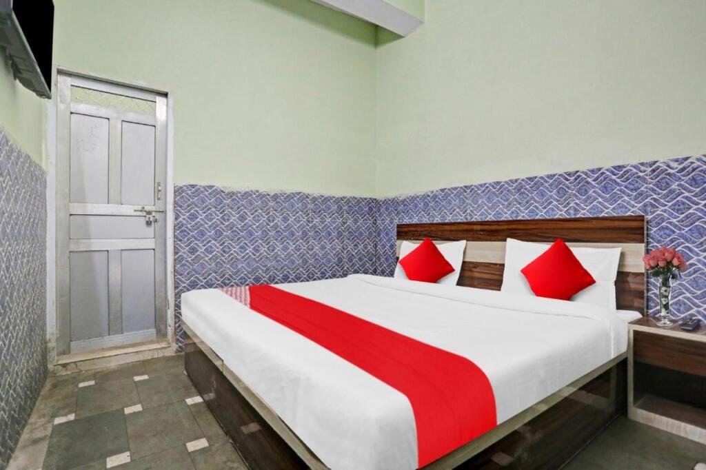 Ревари: OYO Flagship 806734 Jp Palace Hotel
