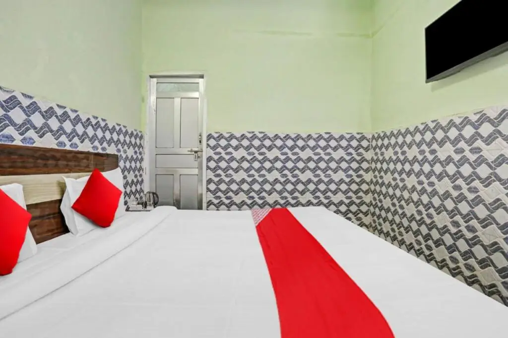Ревари: OYO Flagship 806734 Jp Palace Hotel