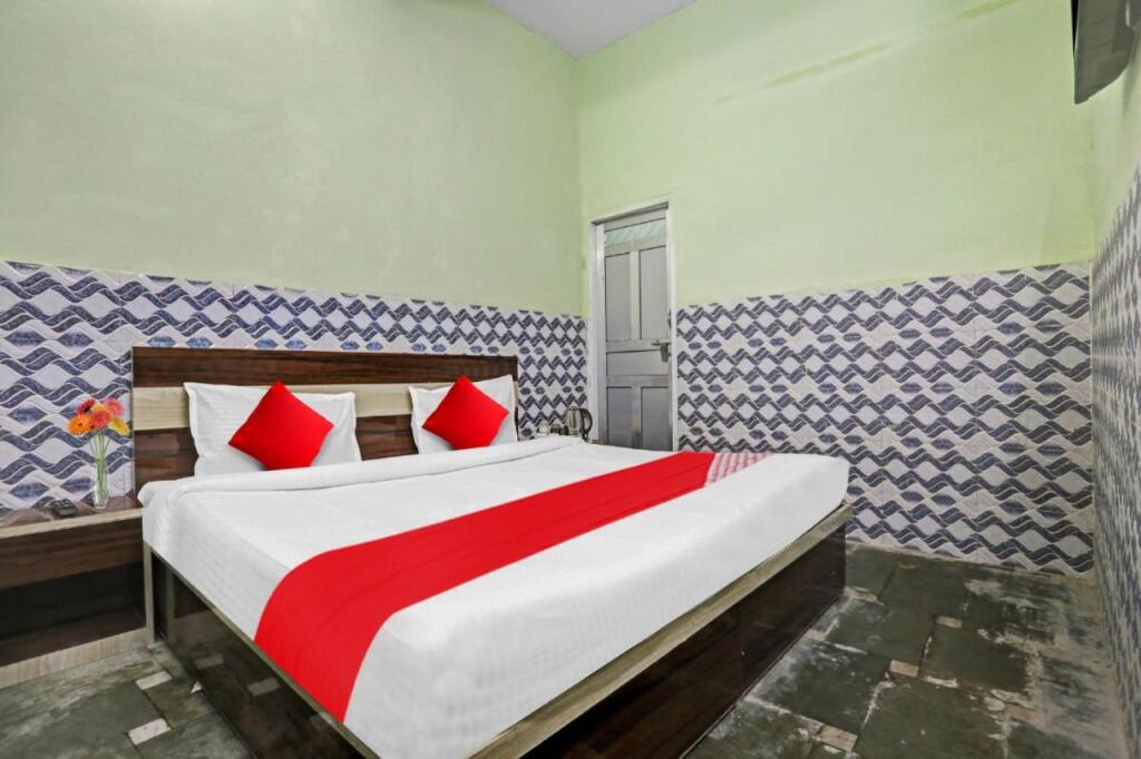 Ревари: OYO Flagship 806734 Jp Palace Hotel