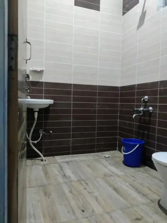 Ревари: OYO 700925 Hotel Andaaz Residnecy