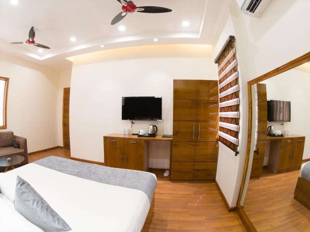 Hotel Vishal Imperial — фото 1