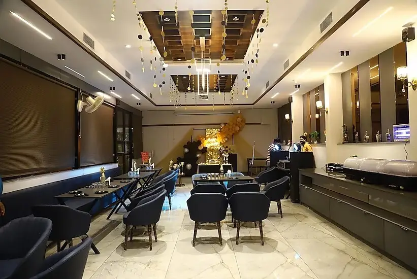 Сахаранпур: Hotel Grand Maurya