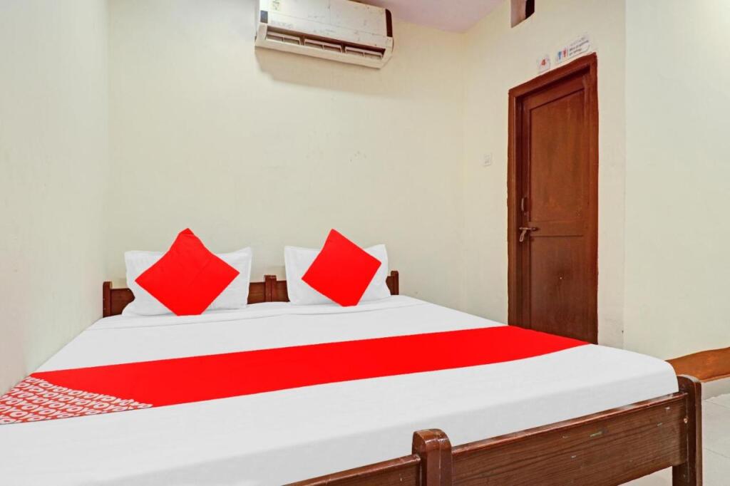 Хидерабад: OYO FLAGSHIP 807099 Hotel Sri Sai Dwaraka Residency