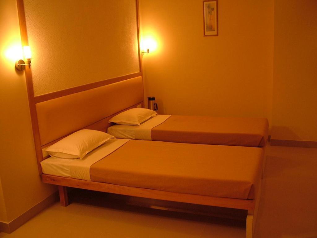 Солапур: Hotel City Park, Solapur