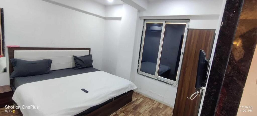 Сурат: OYO Flagship 807345 Hotel Park Pavillion