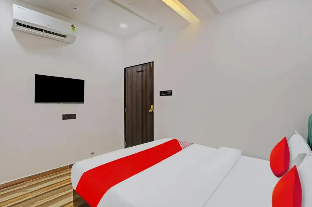 Сурат: OYO Flagship 808117 Hotel La Quinta