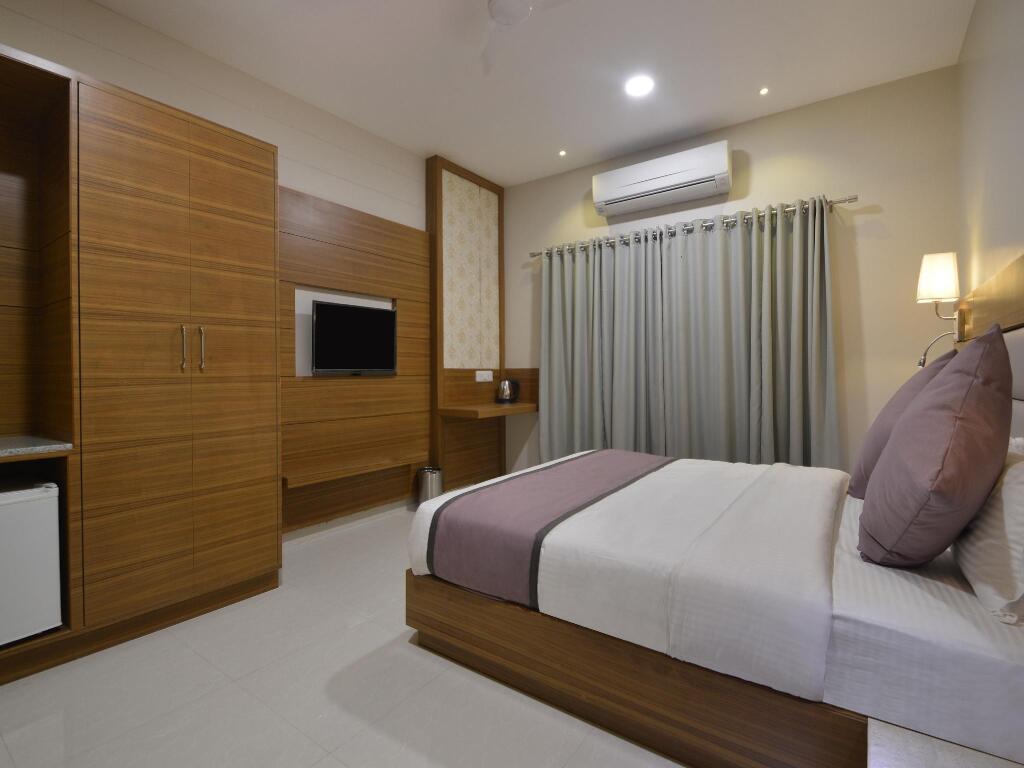 Удаипур: Collection O 16114 Hotel Blu Orchid