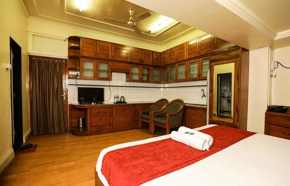 Пуна: Seasons Service Apartments Hotel Pune