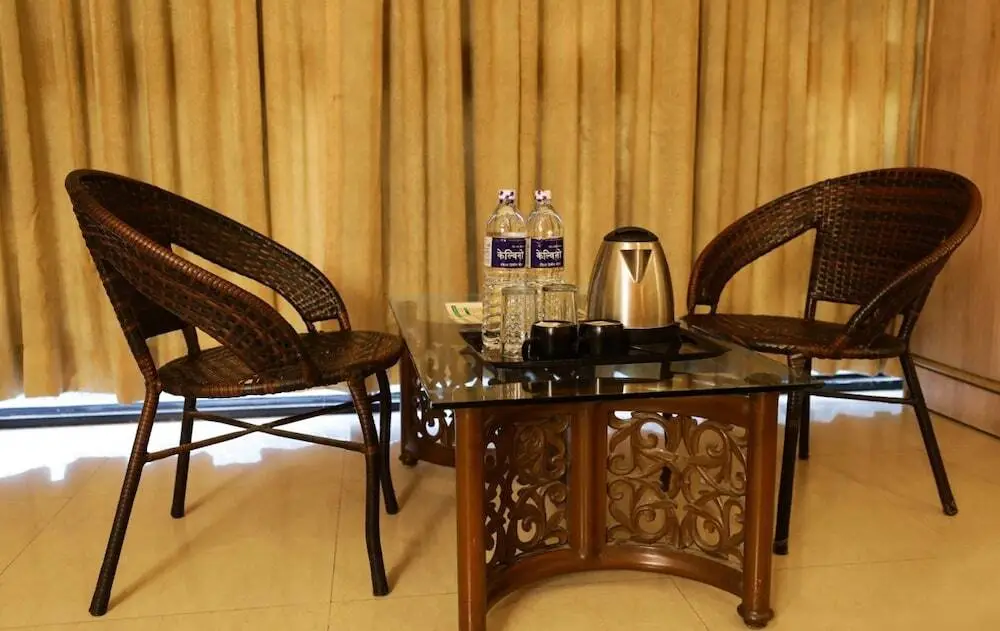 Пуна: Seasons Service Apartments Hotel Pune