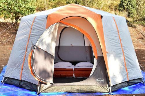 Хандала: Bombay Camping Company
