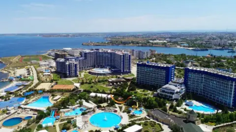 Отель Aqvamarine Resort Spa — фото 1