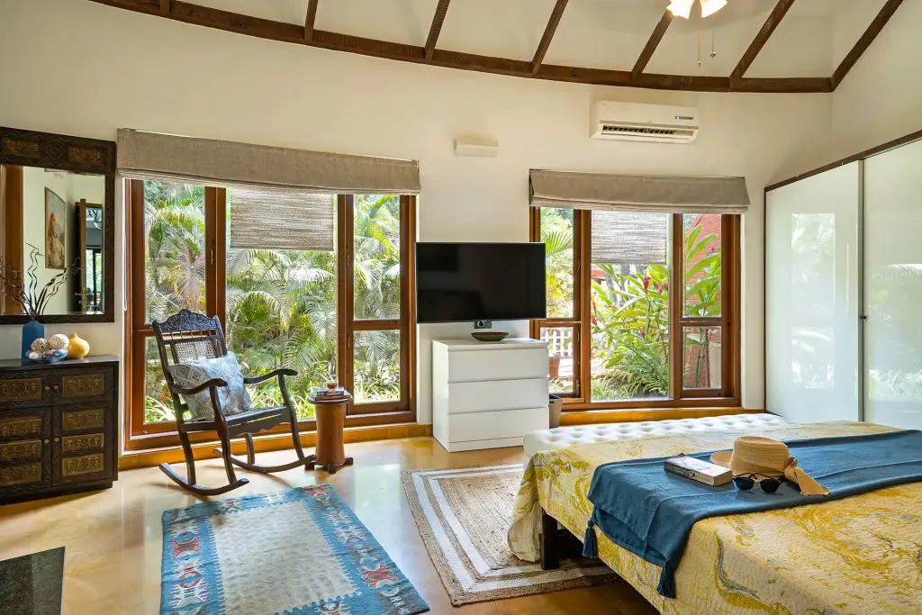 Киим: Villa Lani