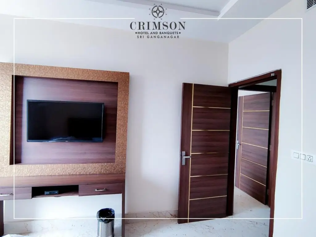 Ганганагар: Crimson Hotel & Banquets