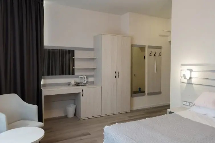 Севастополь: August Inn Guest House