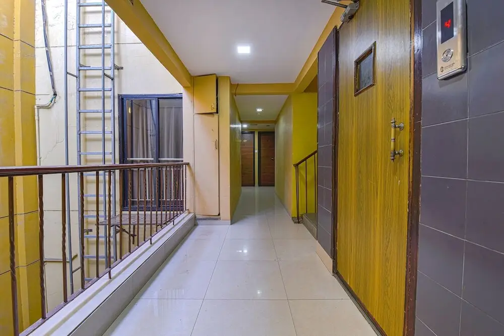 Сурат: Fabhotel Rb Residency