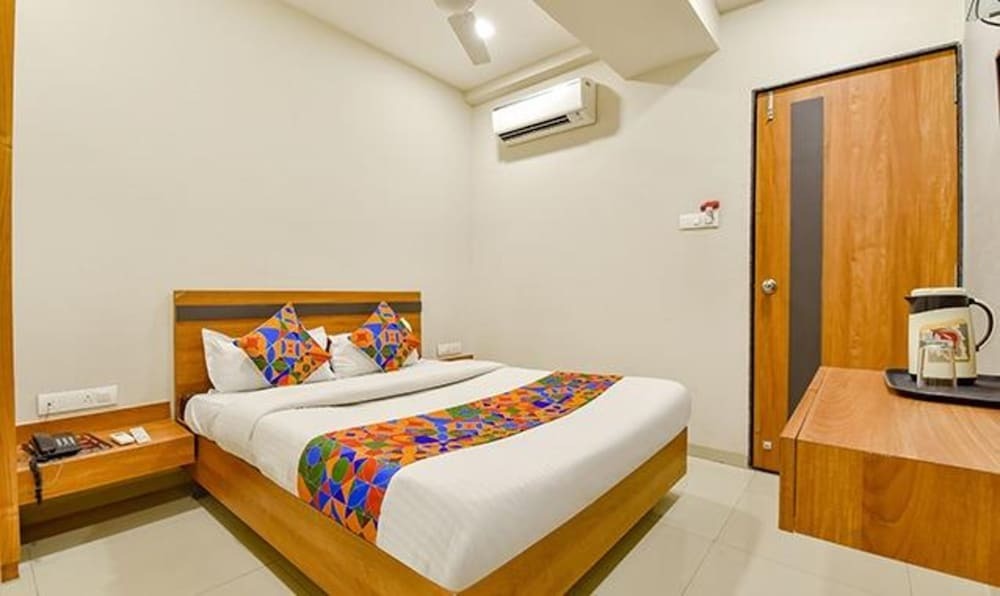 Сурат: Fabhotel Happinex