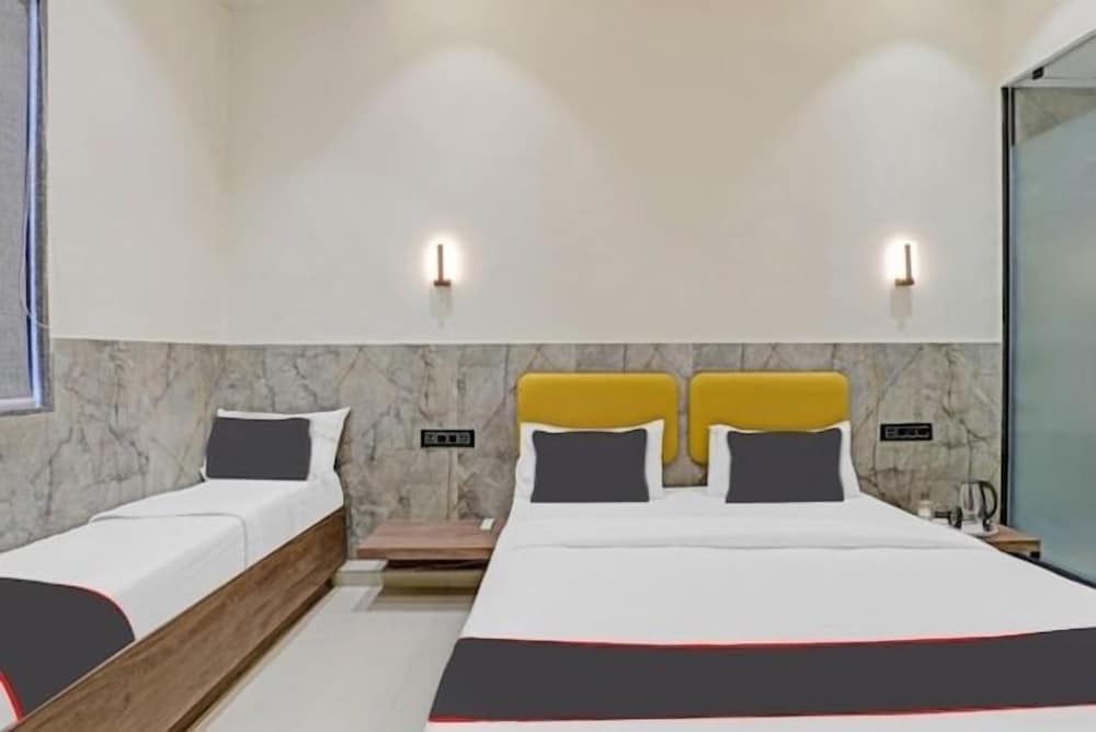 Сурат: Hotel Gold Palace Inn