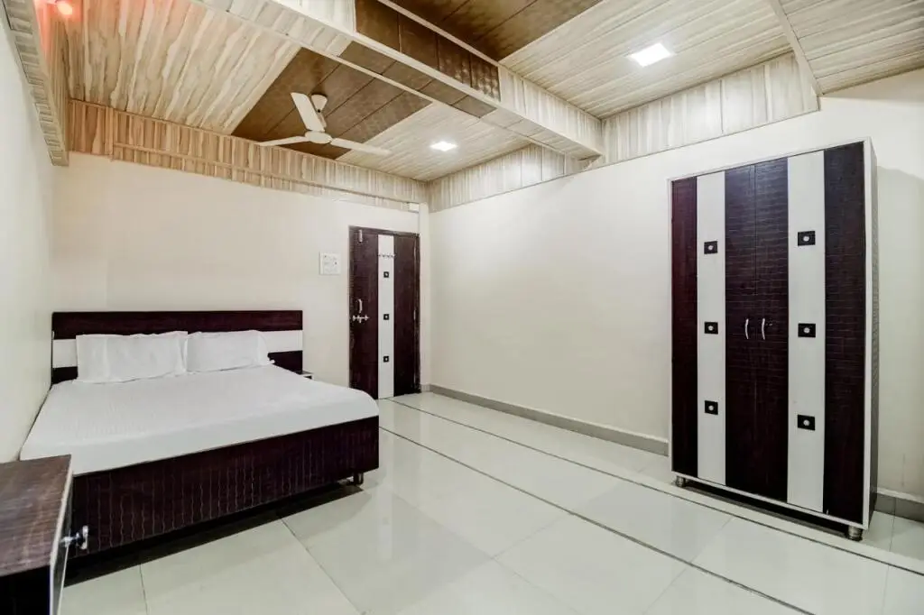 Тхане: SPOT ON 61441 Sangam Relax Point