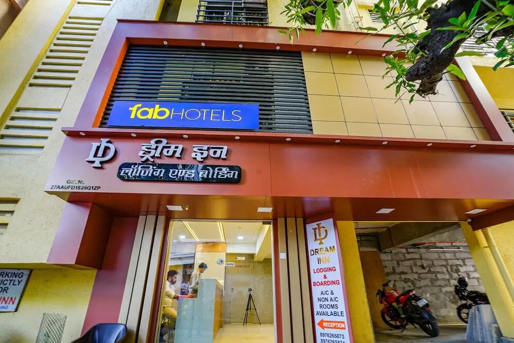 Тхане: Fabhotel Dream Inn