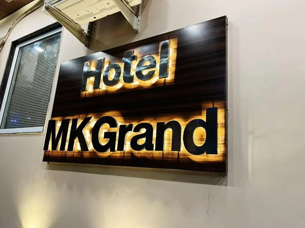 Hotel MK Grand — фото 1