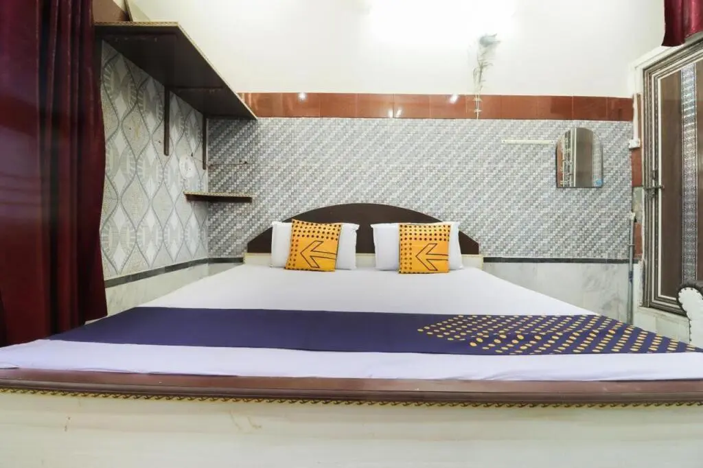 Майнпури: OYO 87253 Om Sai Guest House(MAN027)