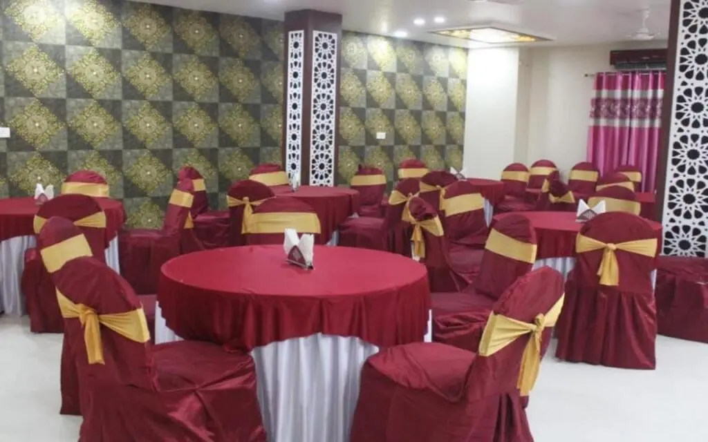 Пурния: Hotel Golden Tulip