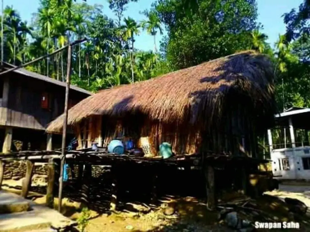 Юттар Мадарихэт: Jaldapara Binaychapa Homestay