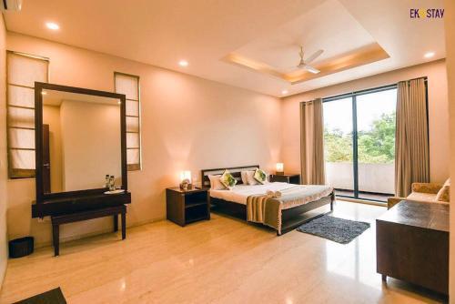 Лонавала: EKO STAY (Gold)- PALM GROVE VILLA