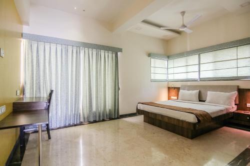 Лонавала: Aquilla Villa Luxurious Bungalows on Rent