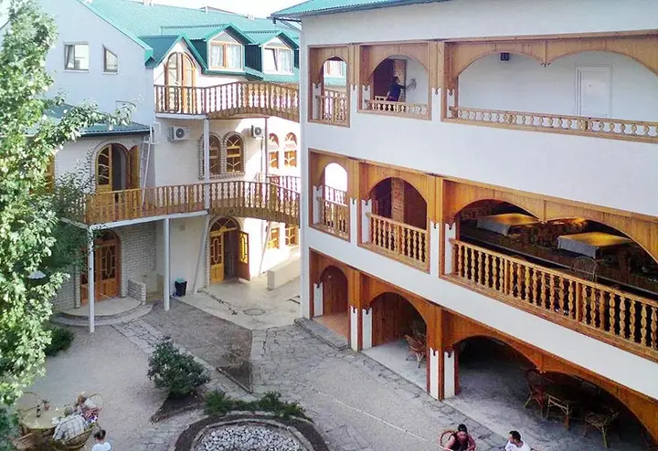 Судак: Baron Mjunhgauzen (Sudak)