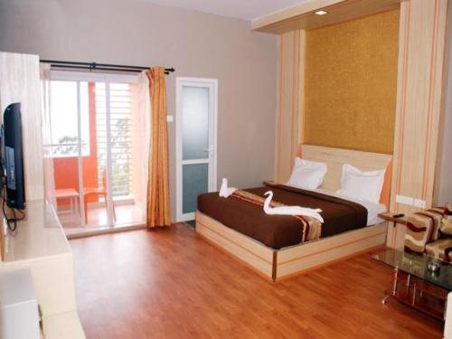 Салем: Vihal Estancia Holiday Inn