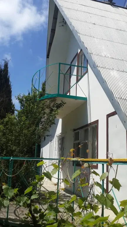 Севастополь: База Отдыха Волна