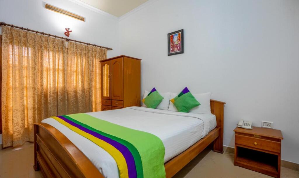 Чиннаканал: Itsy Hotels Classiyo Munnar Crown Resorts