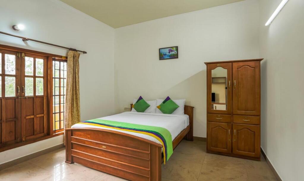 Чиннаканал: Itsy Hotels Classiyo Munnar Crown Resorts