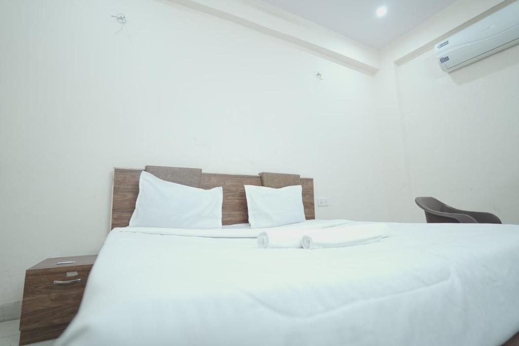 Агра: Hotel Viraj Palace by WB INN