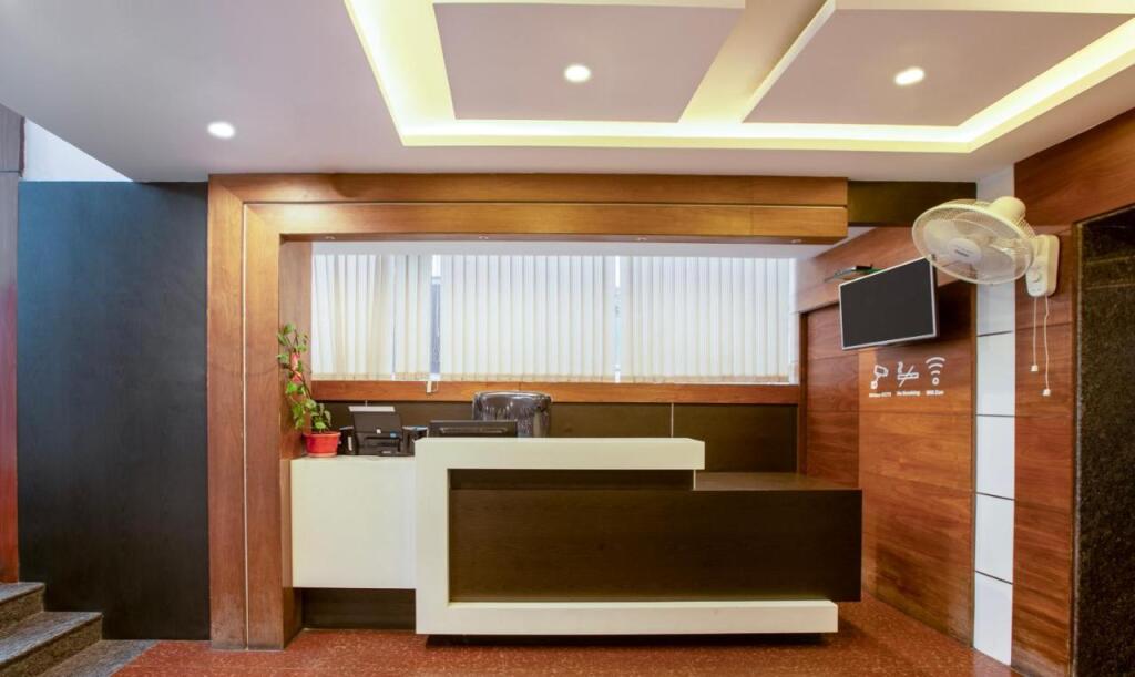 Бангалор: Treebo New Plus Point