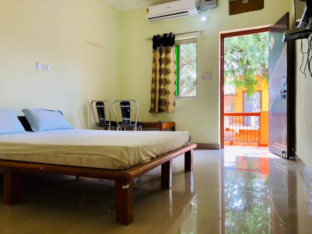 Рамгхат: Anand Dham Guest House By Wb Inn