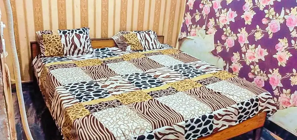 Фирозабад: Maa Peetambara Guest House & Restaurant By WB Inn