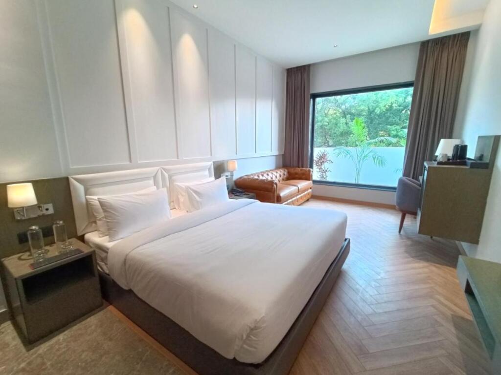 Ханзи: Rosastays Hisar Florence