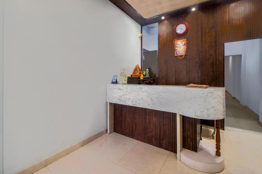 Матхура: Itsy Hotels Om Pushp Residency