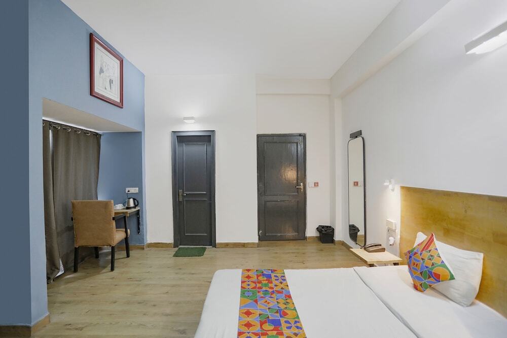 Нойда: FabHotel F9 Noida Sector 51