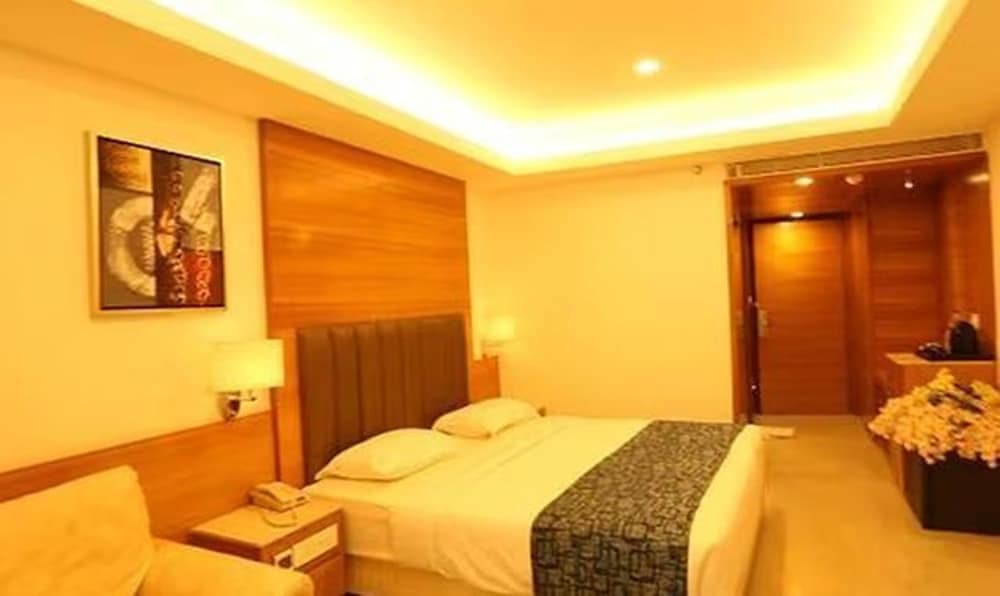 Ченнаи: Fabhotel Prime Le Palace