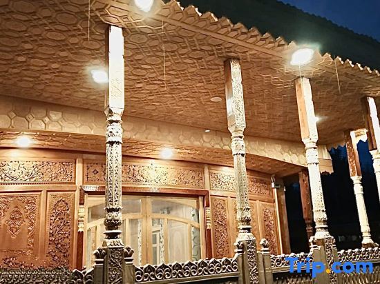 Шринагар: Prince of Kashmir Group of Houseboat
