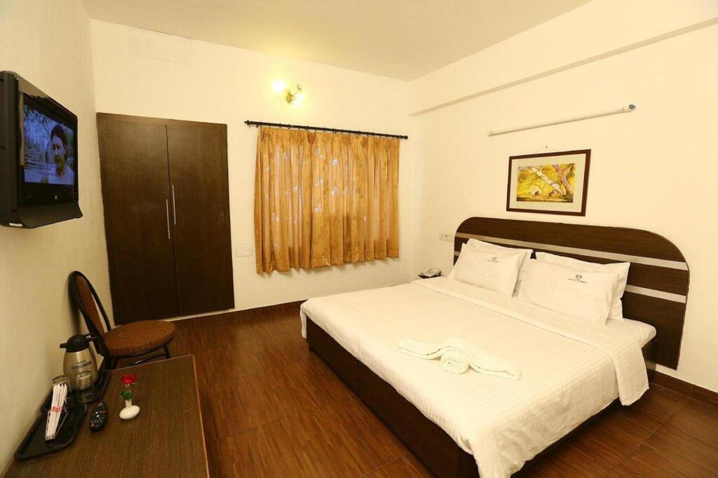 Ченнаи: Sri Adhinatha Motel Highway