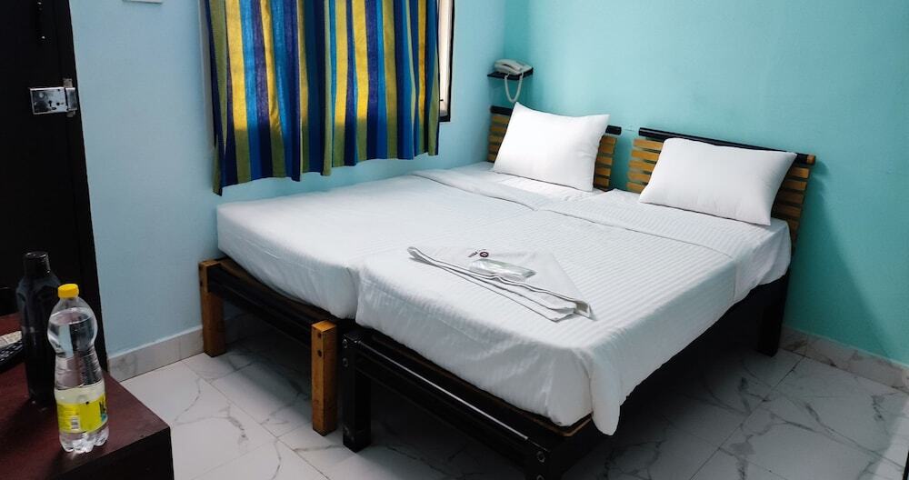 Мадурай: PPH Living Lakshmi Palace