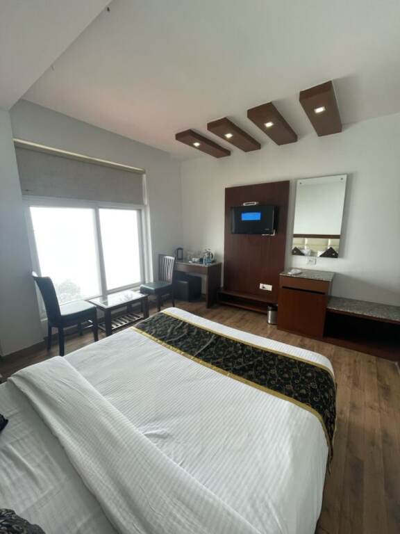 Чамба: Hotel Lifestyle Dalhousie
