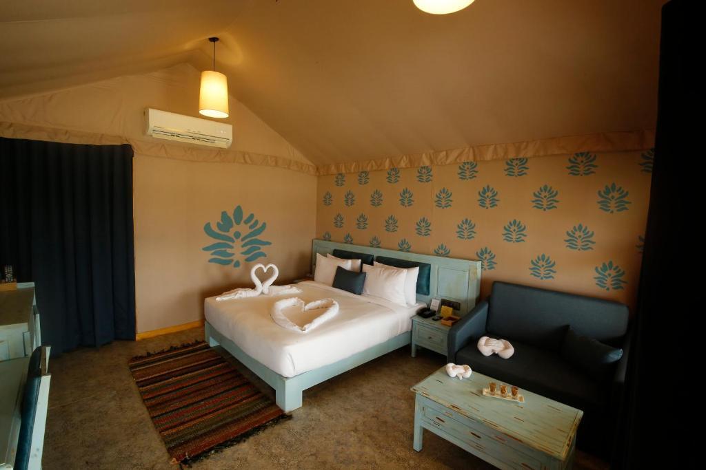 Диу: The Fern Seaside Luxurious Tent Resort