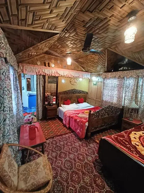 New minar group of houseboats — фото 1